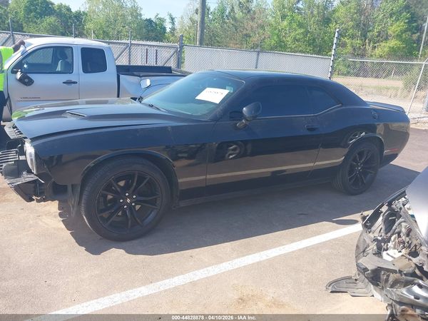 2018 DODGE CHALLENGER SXT
