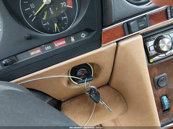1987 MERCEDES-BENZ 560 560SL