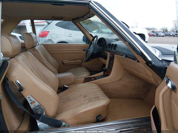 1987 MERCEDES-BENZ 560 560SL