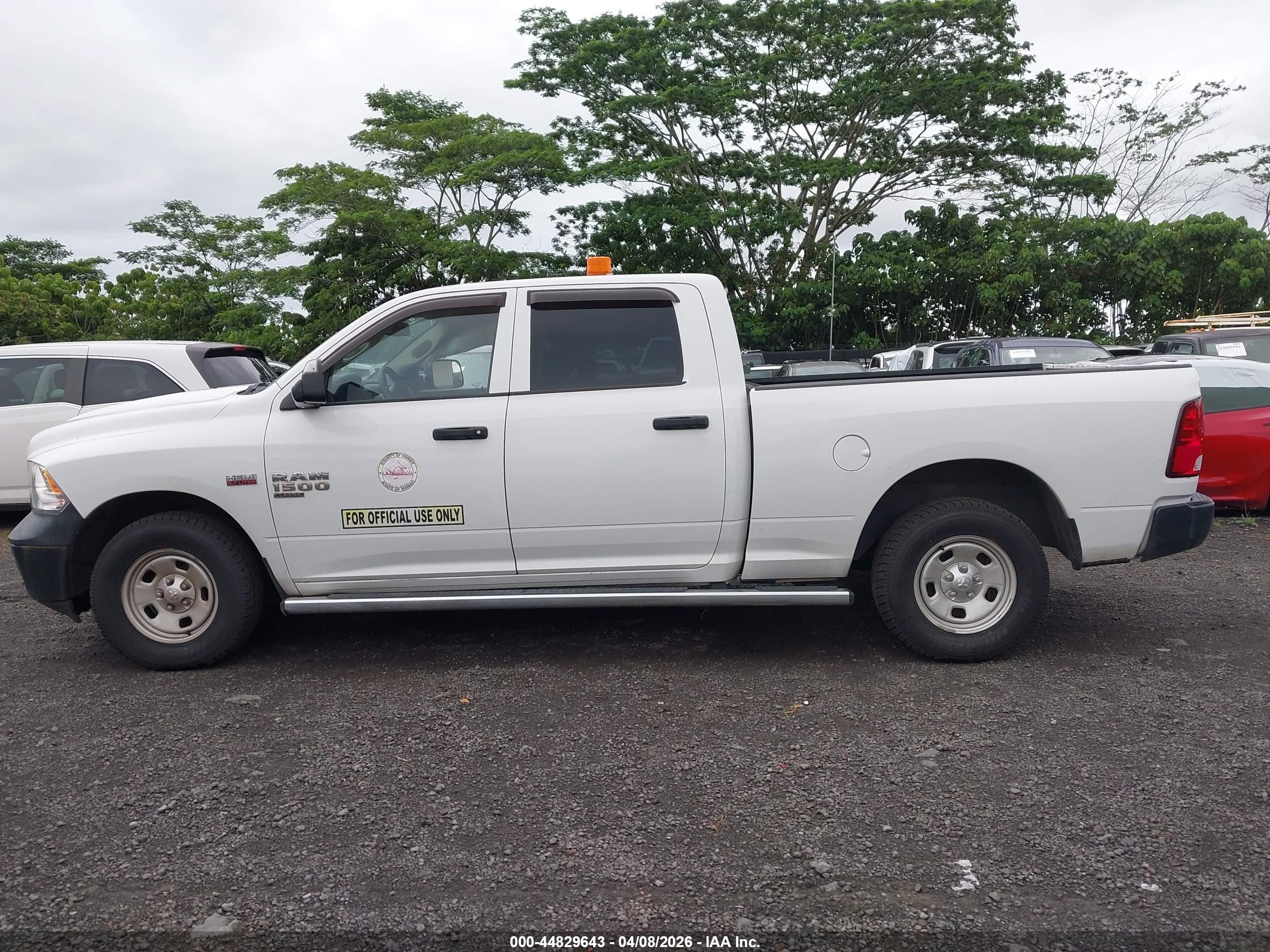 2019 RAM 1500 CLASSIC TRADESMAN  4X4 6'4 BOX