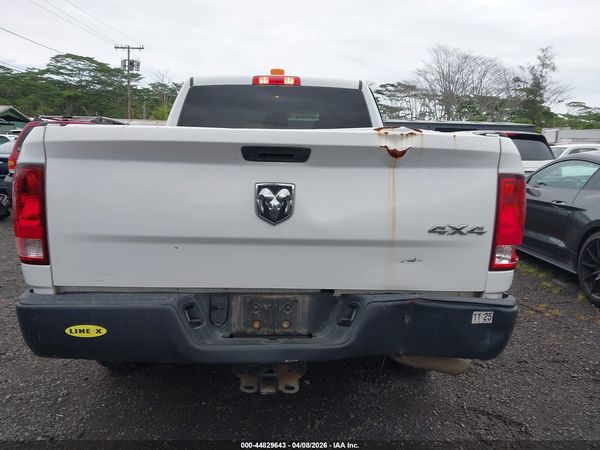 2019 RAM 1500 CLASSIC TRADESMAN  4X4 6'4 BOX