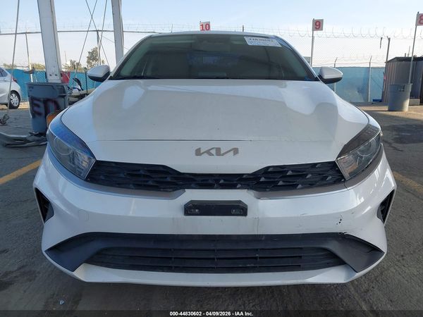 2023 KIA FORTE LXS