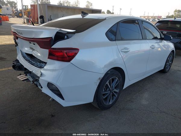 2023 KIA FORTE LXS
