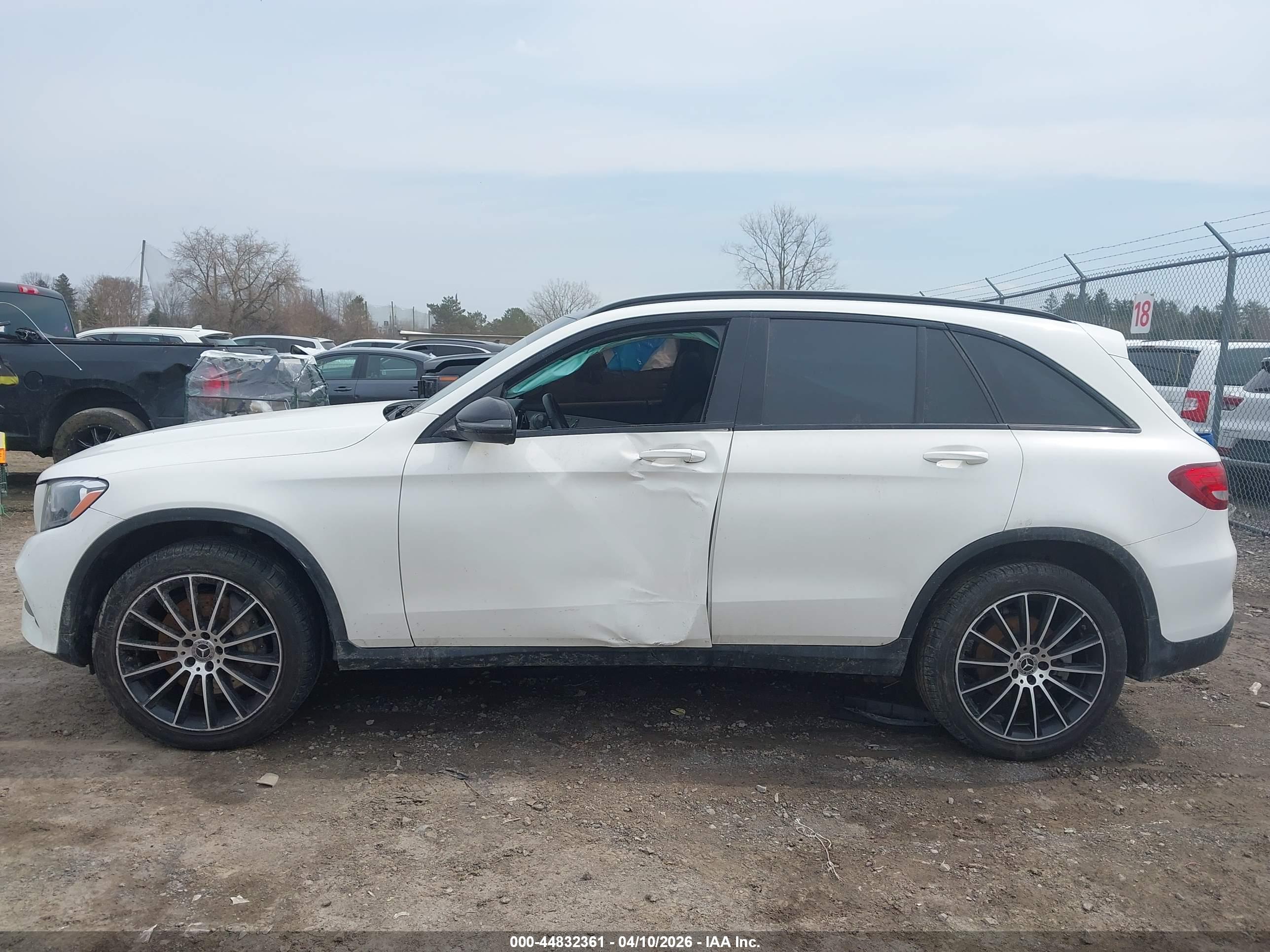 2019 MERCEDES-BENZ GLC 300 GLC300