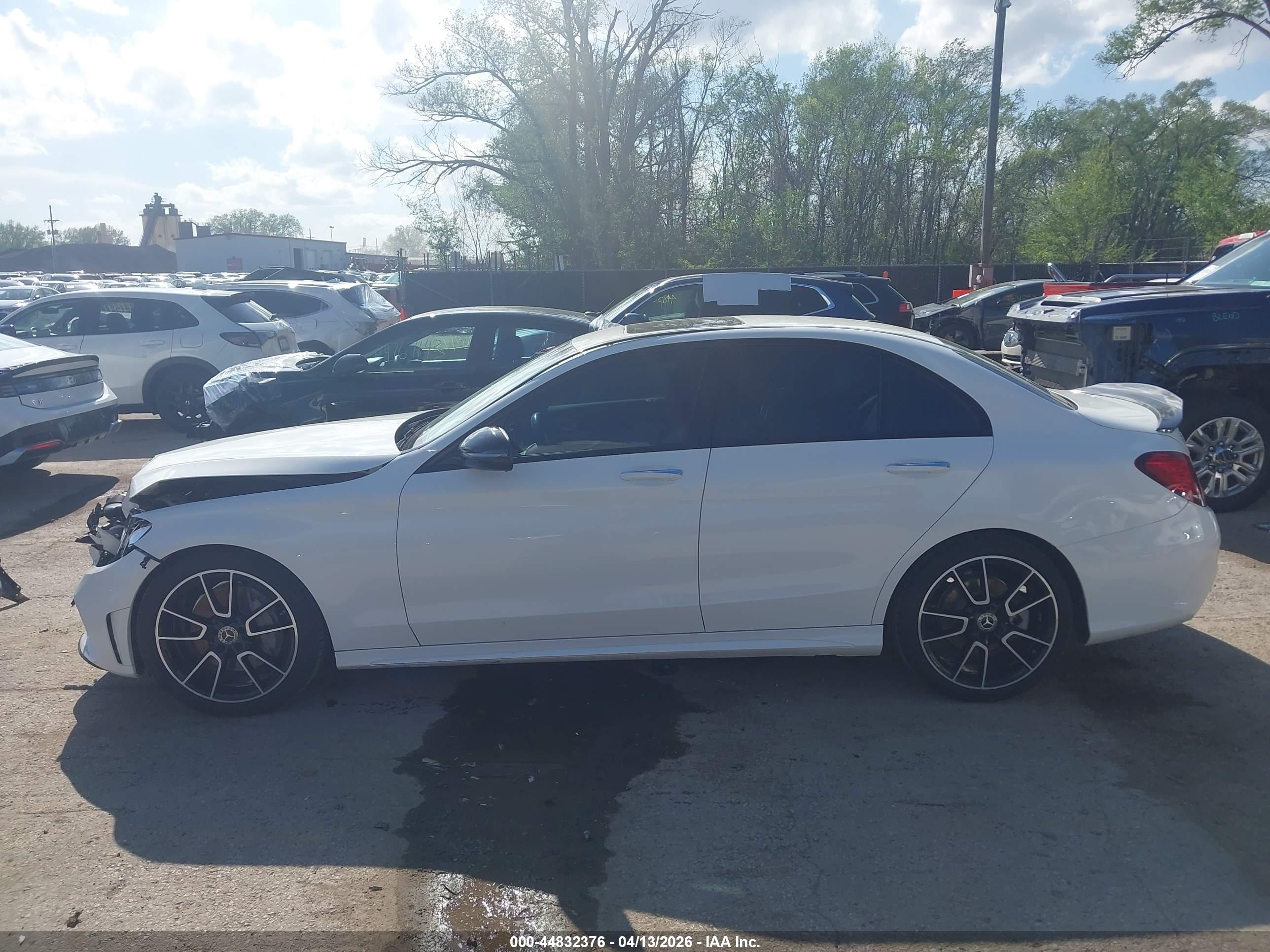 2019 MERCEDES-BENZ C 300 C300