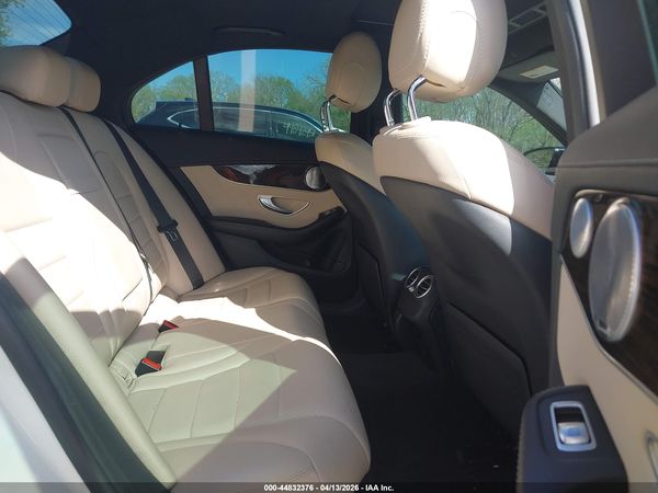 2019 MERCEDES-BENZ C 300 C300