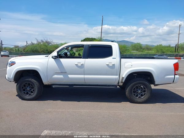 2017 TOYOTA TACOMA SR5 V6