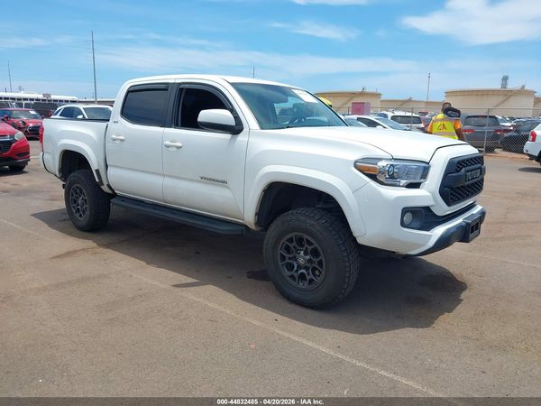 2017 TOYOTA TACOMA SR5 V6