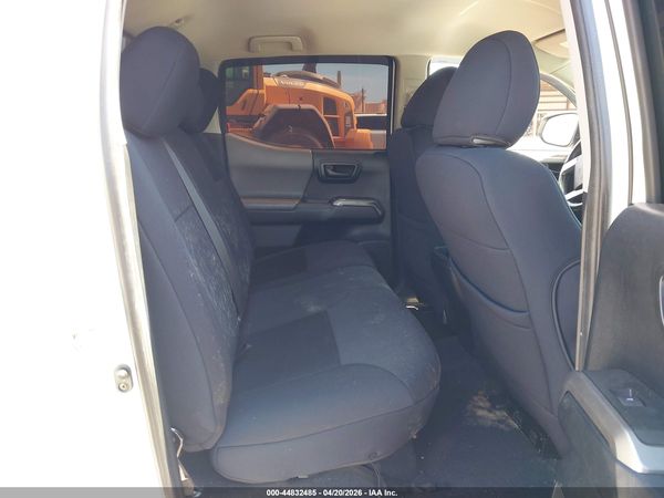 2017 TOYOTA TACOMA SR5 V6