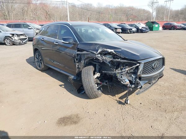 2021 INFINITI QX50 LUXE AWD