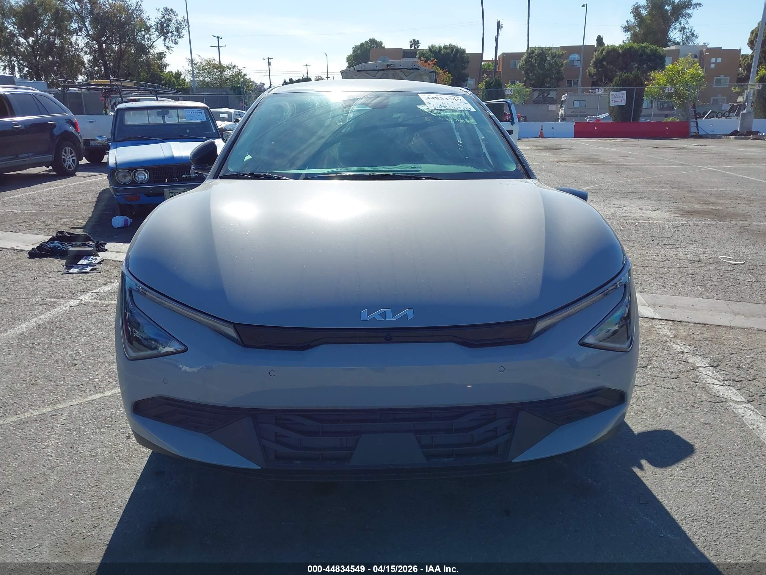 2025 KIA EV6 LIGHT LONG RANGE RWD
