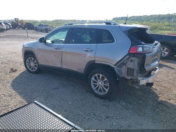 2019 JEEP CHEROKEE LATITUDE FWD