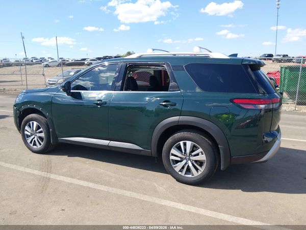 2025 NISSAN PATHFINDER SL FWD