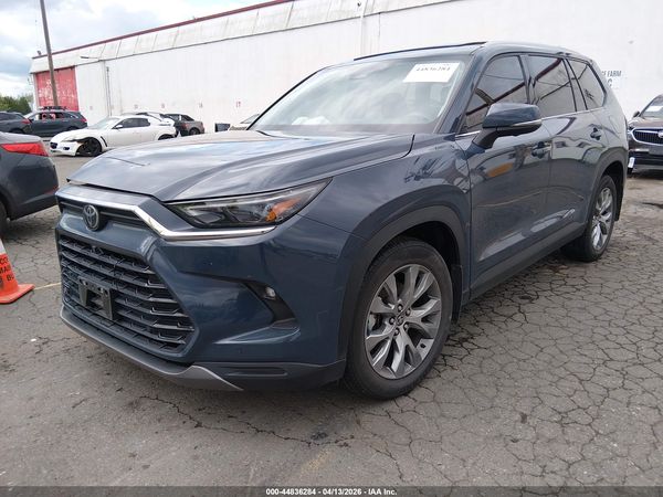2024 TOYOTA GRAND HIGHLANDER LIMITED