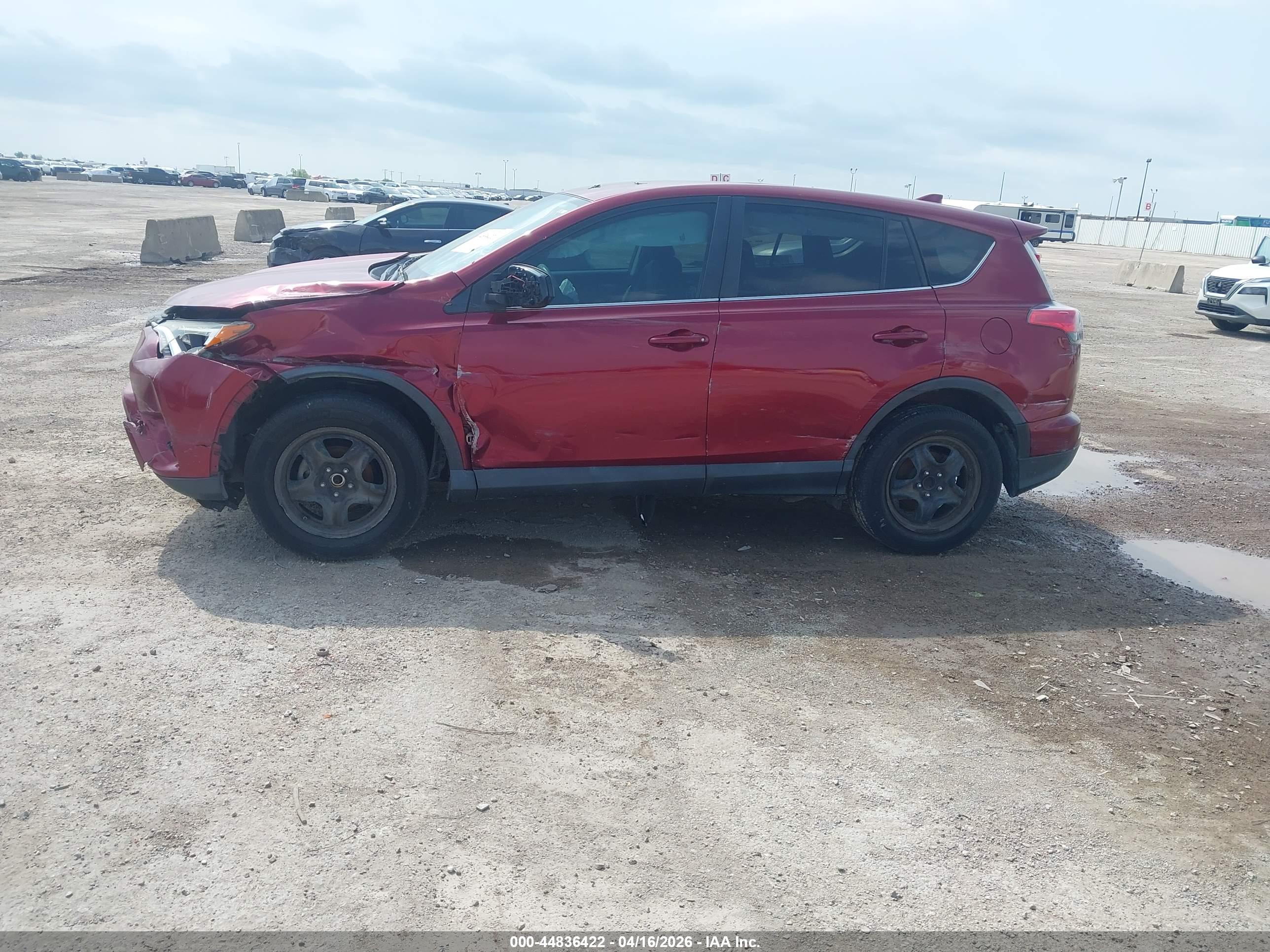 2018 TOYOTA RAV4 LE