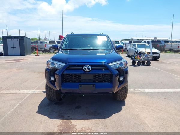 2024 TOYOTA 4RUNNER SR5