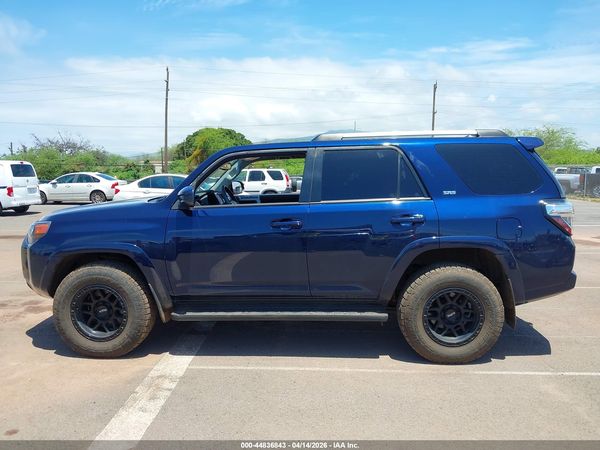 2024 TOYOTA 4RUNNER SR5