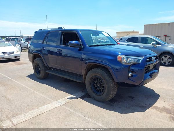 2024 TOYOTA 4RUNNER SR5