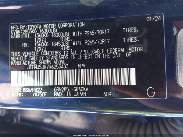 2024 TOYOTA 4RUNNER SR5
