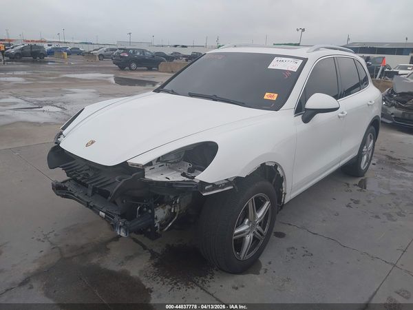 2012 PORSCHE CAYENNE
