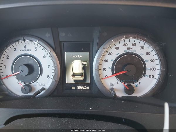 2019 TOYOTA SIENNA SE 7 PASSENGER — I118