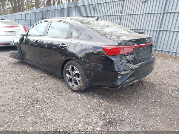 2020 KIA FORTE LXS