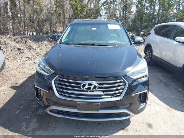 2018 HYUNDAI SANTA FE SE