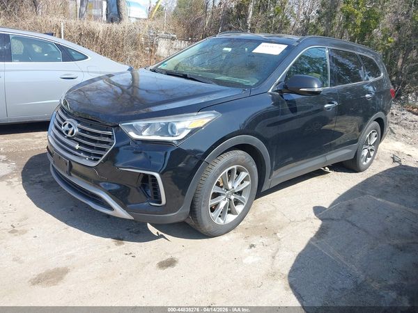 2018 HYUNDAI SANTA FE SE