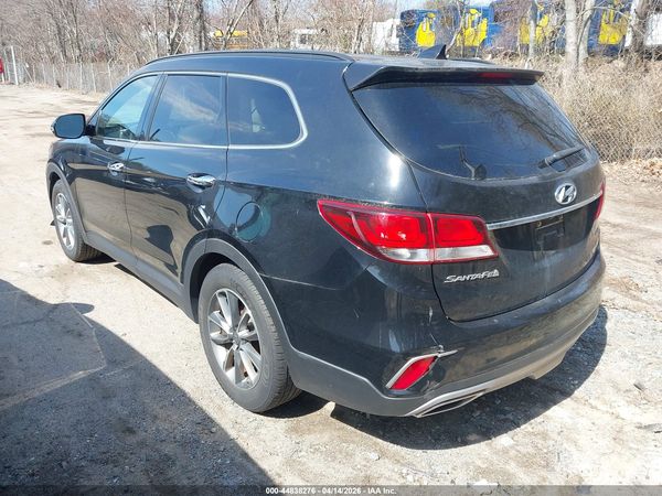 2018 HYUNDAI SANTA FE SE