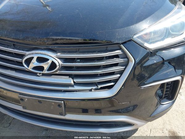 2018 HYUNDAI SANTA FE SE