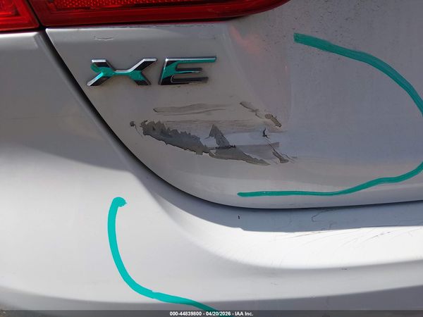 2019 JAGUAR XE 25T