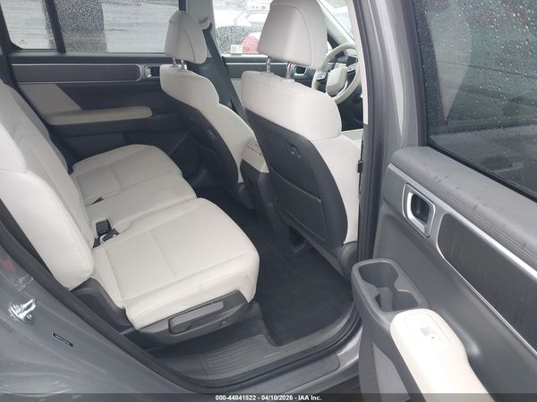 2025 HYUNDAI SANTA FE SE