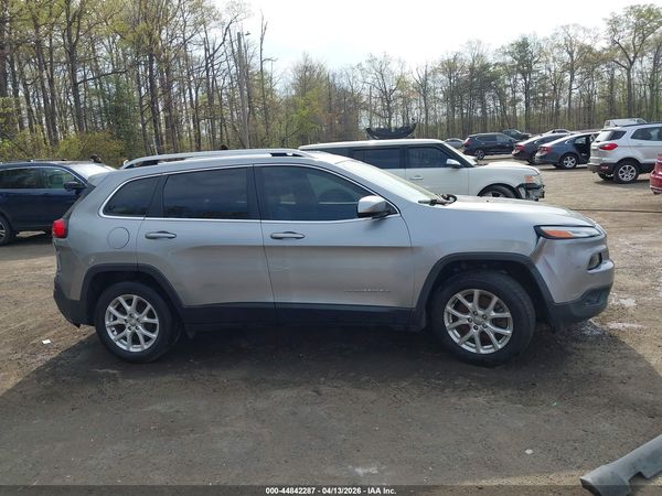 2017 JEEP CHEROKEE LATITUDE FWD