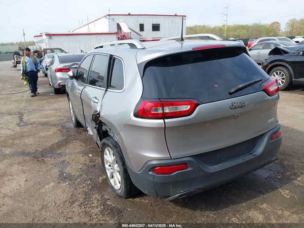 2017 JEEP CHEROKEE LATITUDE FWD