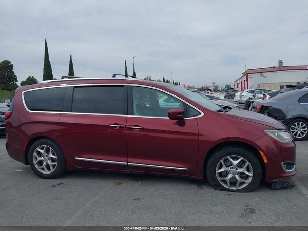 2018 CHRYSLER PACIFICA TOURING L