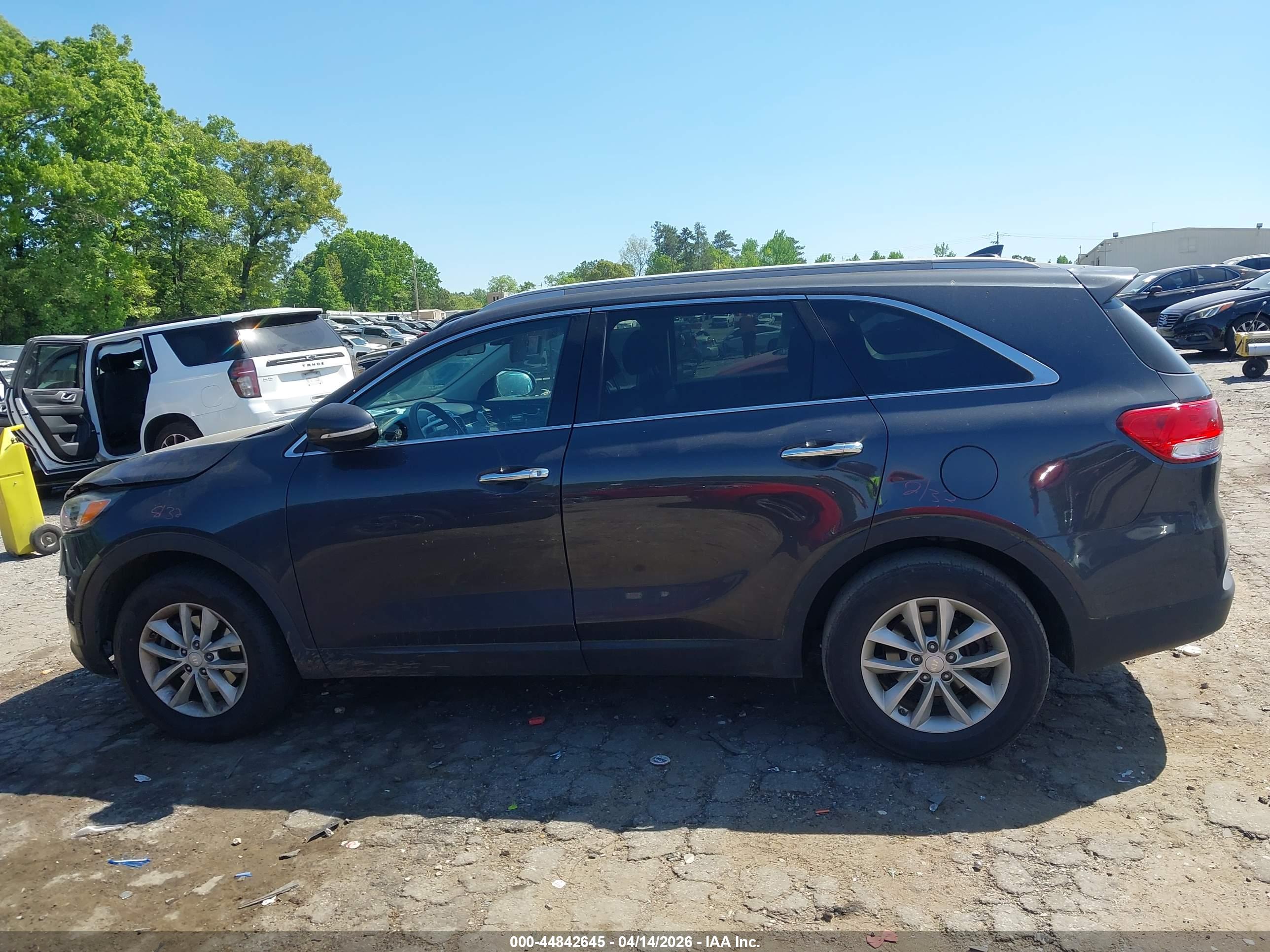 2018 KIA SORENTO 2.4L LX