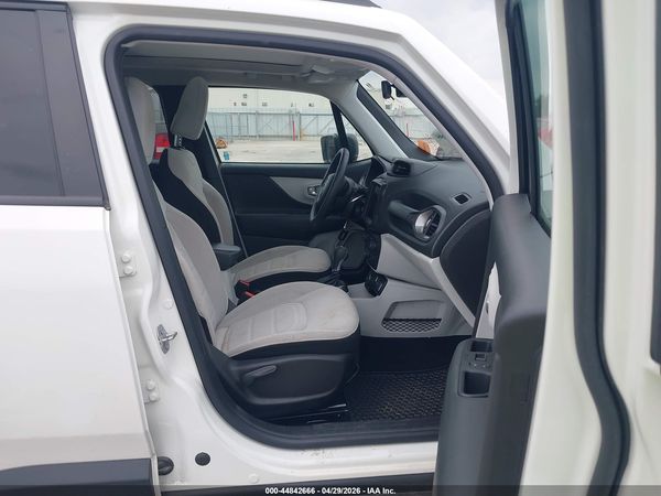 2022 JEEP RENEGADE LATITUDE 4X4