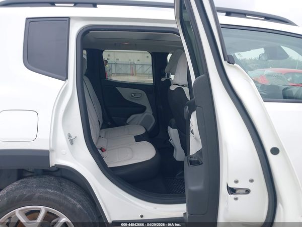 2022 JEEP RENEGADE LATITUDE 4X4