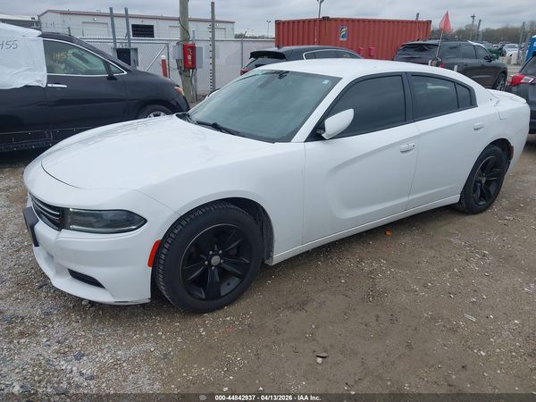 2016 DODGE CHARGER SE