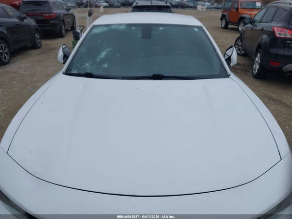 2016 DODGE CHARGER SE