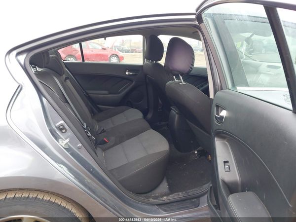 2017 KIA FORTE S
