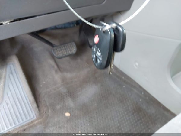 2015 TOYOTA SIENNA LE 8 PASSENGER