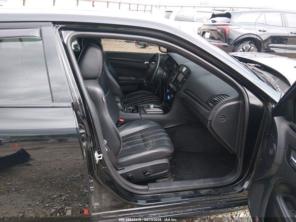 2016 CHRYSLER 300 S — I5