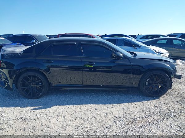 2016 CHRYSLER 300 S — I116