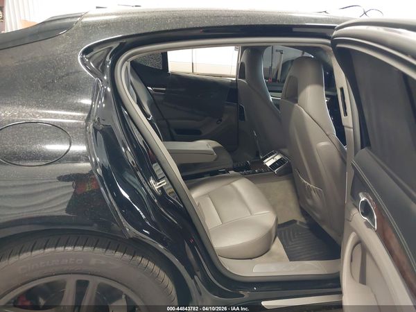 2011 PORSCHE PANAMERA TURBO