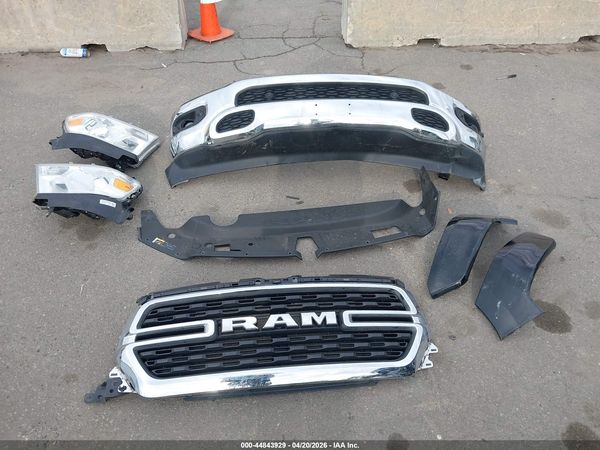 2022 RAM 1500 BIG HORN  4X4 5'7 BOX