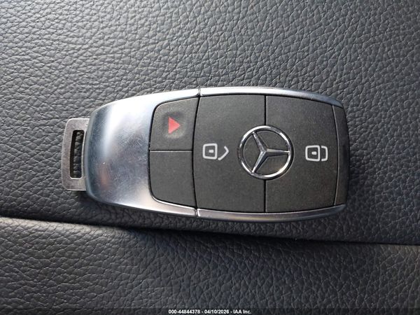 2022 MERCEDES-BENZ GLB 250 GLB250