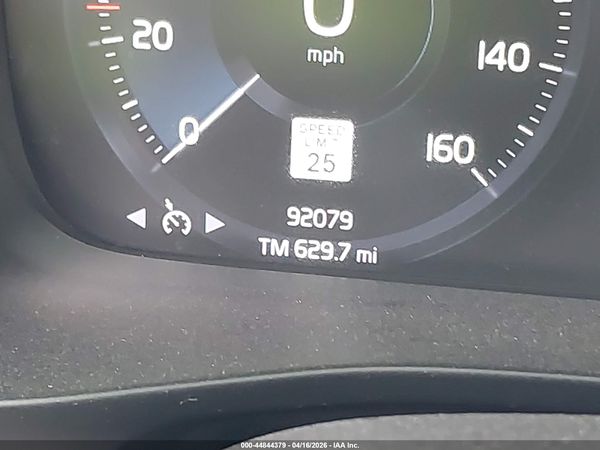 2019 VOLVO XC40 T5 MOMENTUM/T5 R-DESIGN