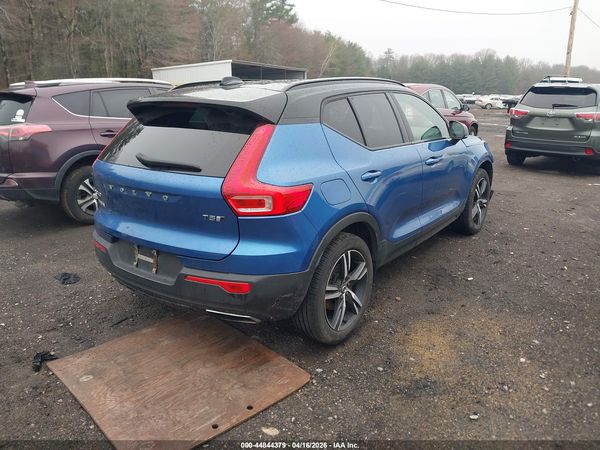 2019 VOLVO XC40 T5 MOMENTUM/T5 R-DESIGN
