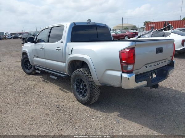 2022 TOYOTA TACOMA SR5 V6